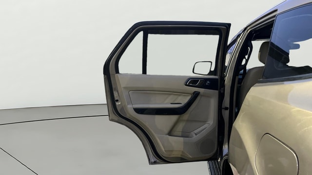 View Ford Endeavour Image 16 Used Ford Endeavour Image 16