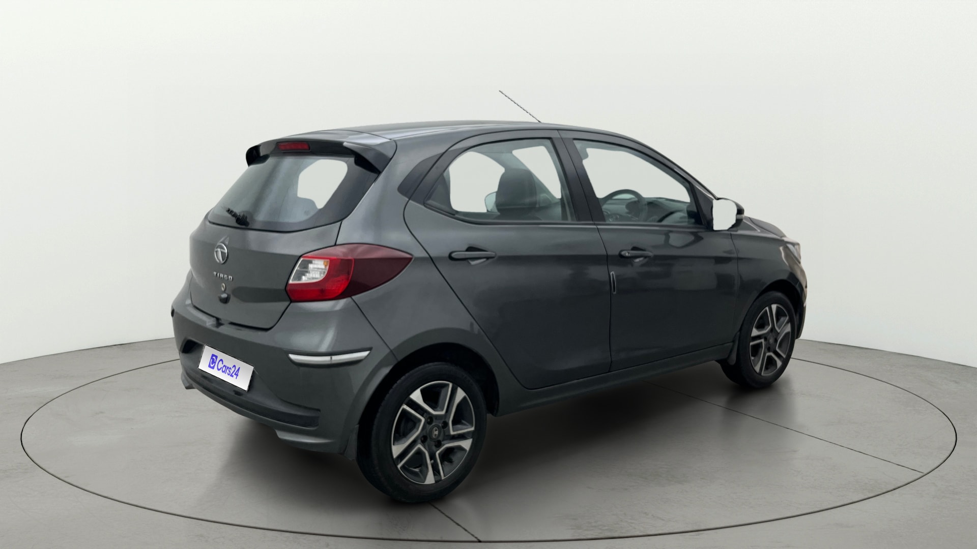 View 2020 Tata Tiago Revotorq XB Image 43 Used 2020 Tata Tiago Revotorq XB Image 43