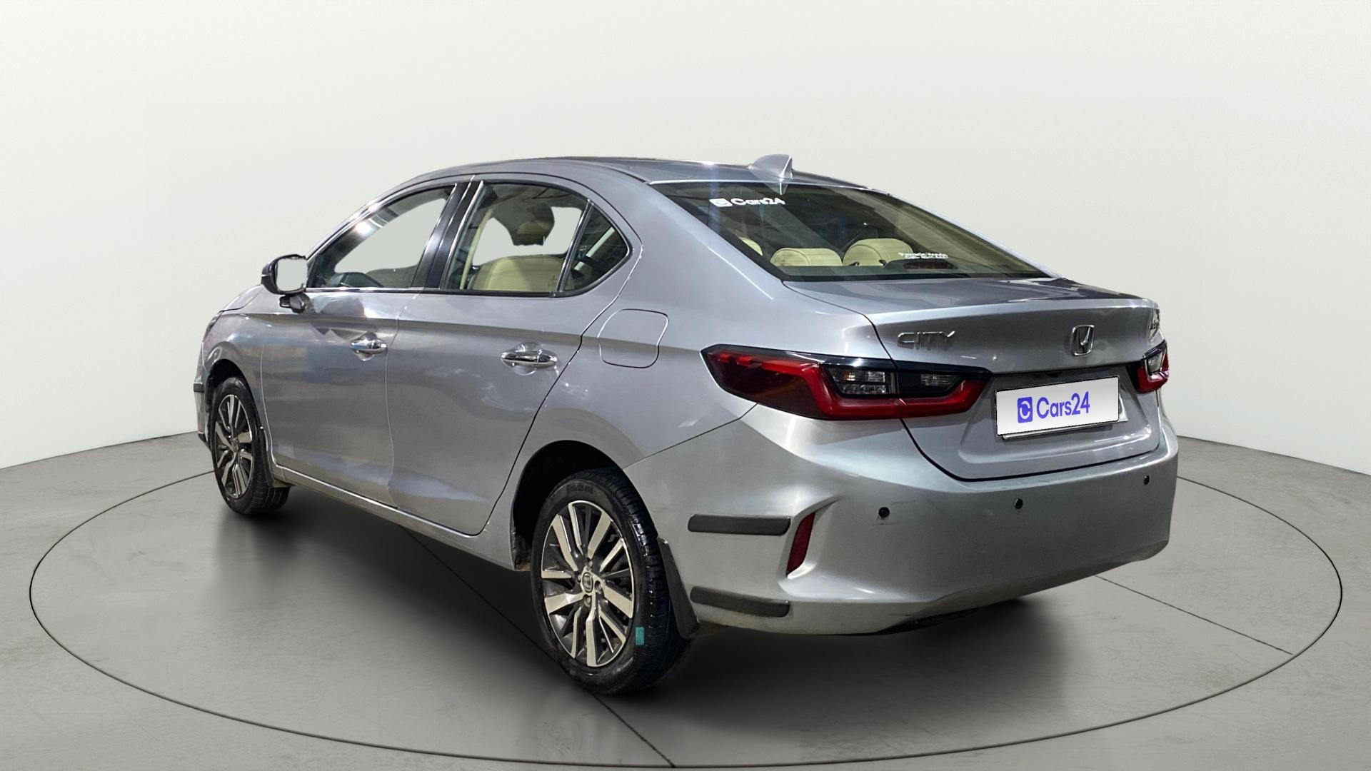 View 2020 Honda City ZX CVT Image 2 Used 2020 Honda City ZX CVT Image 2