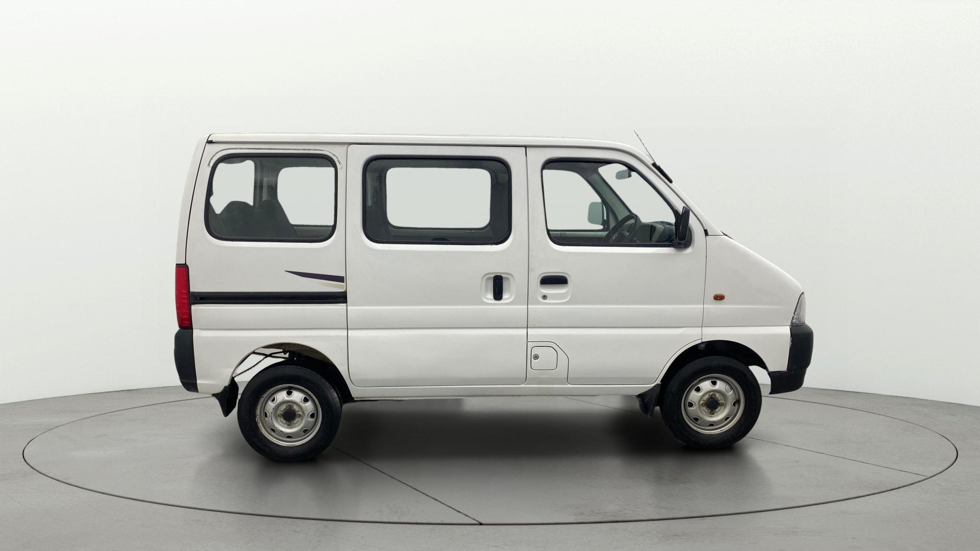 View 2021 Maruti Suzuki 1000 Base Variant Image 8 Used 2021 Maruti Suzuki 1000 Base Variant Image 8