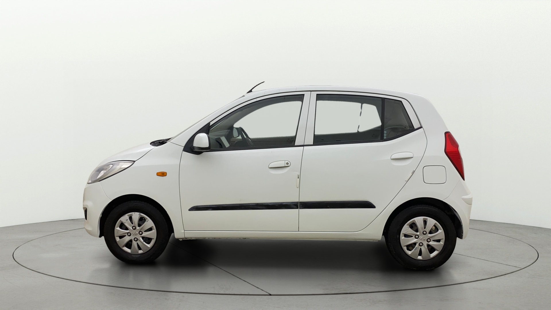 View 2013 Hyundai i10 1.1 Magna Image 5 Used 2013 Hyundai i10 1.1 Magna Image 5
