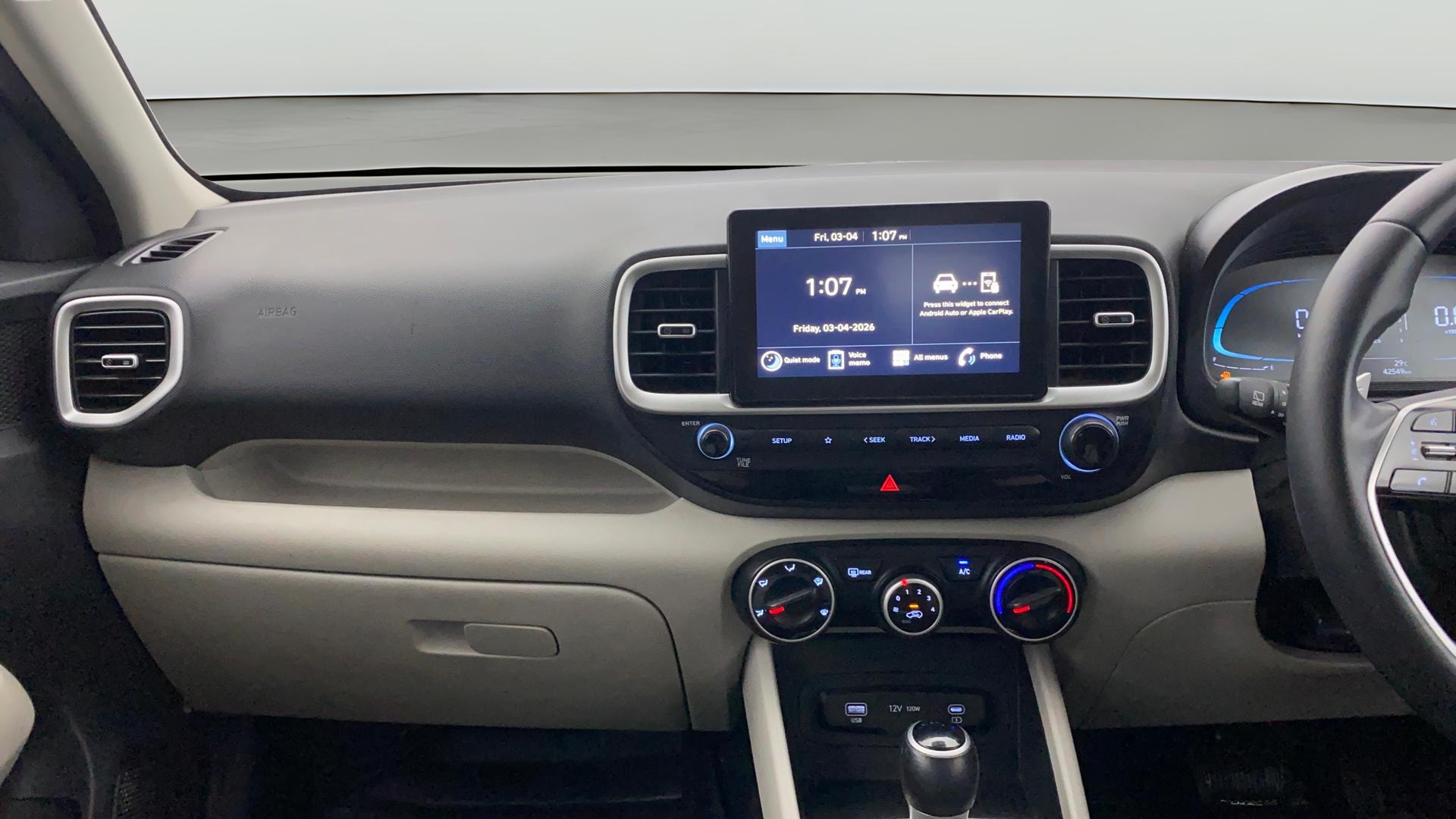 View 2022 Hyundai Venue S (O) 1.0 Turbo Petrol DCT Image 18 Used 2022 Hyundai Venue S (O) 1.0 Turbo Petrol DCT Image 18
