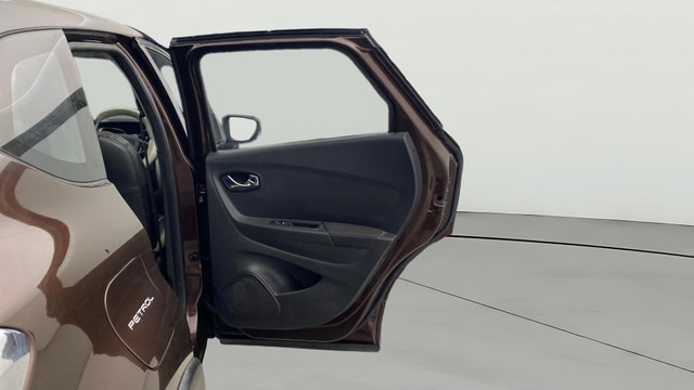 View Renault Captur Image 8 Used Renault Captur Image 8