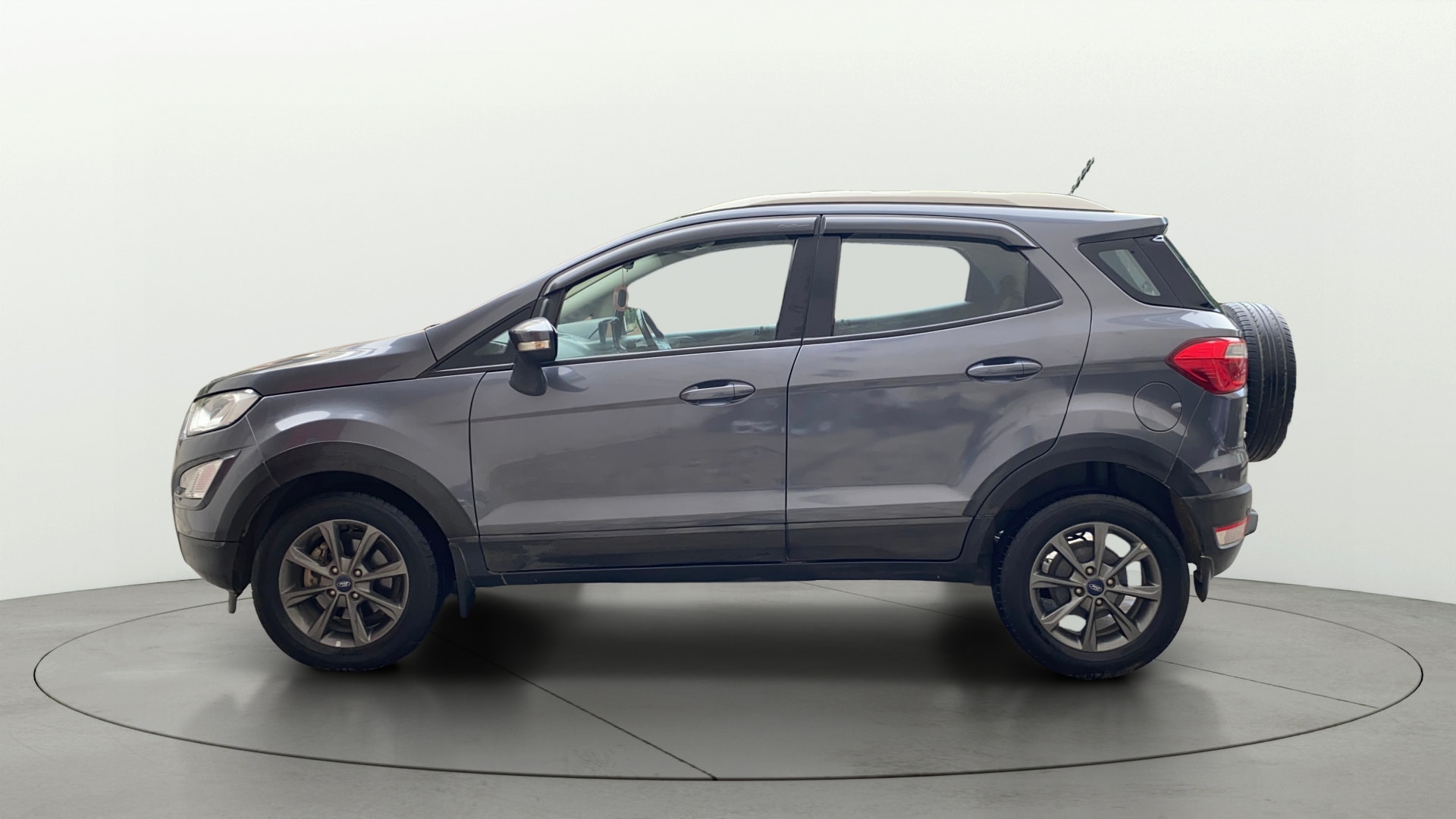 View 2020 Ford EcoSport 1.5 TDCi Diesel Ambiente BS IV Image 5 Used 2020 Ford EcoSport 1.5 TDCi Diesel Ambiente BS IV Image 5