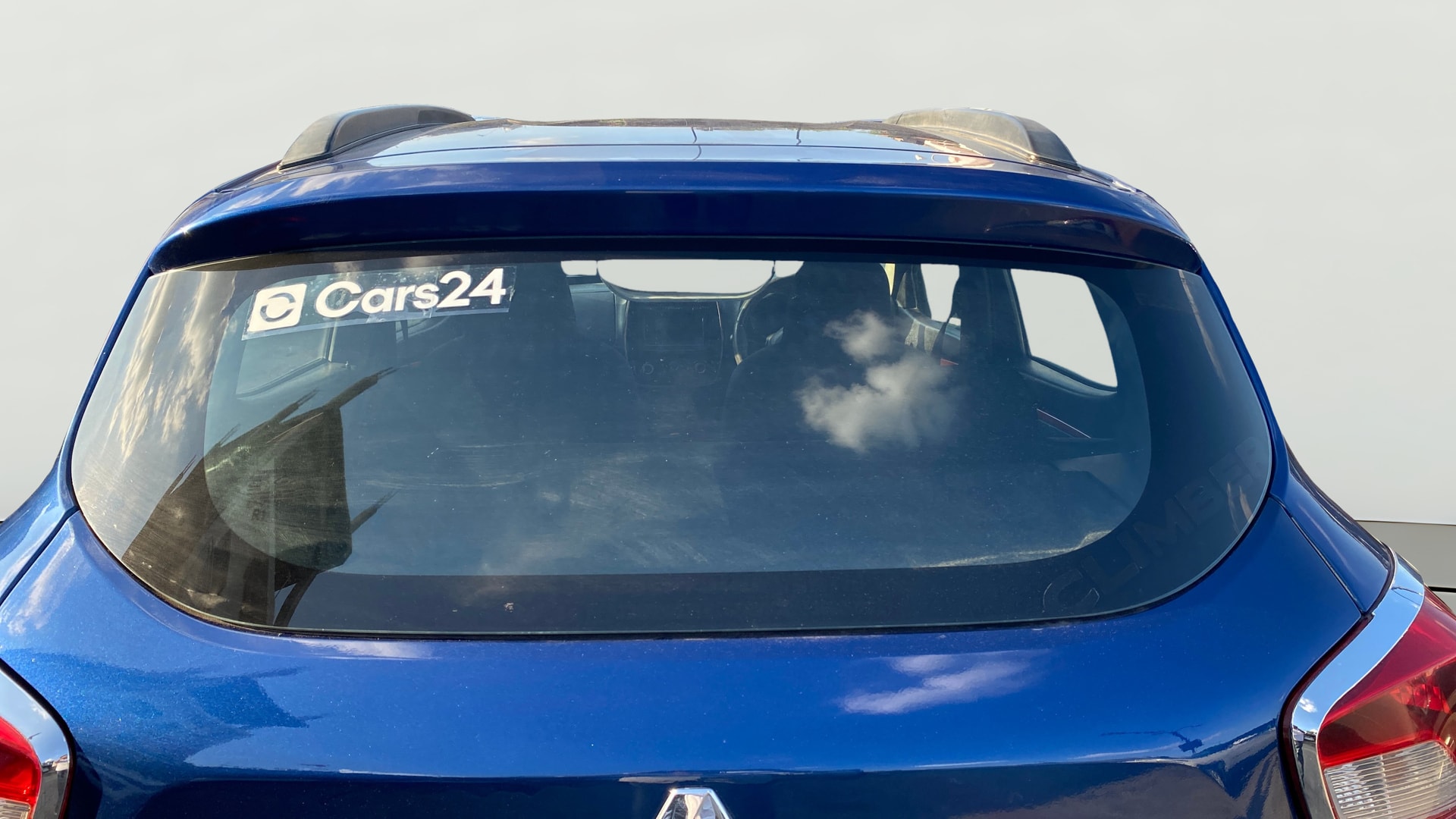 View 2019 Renault Kwid RXT 1.0 Driver Airbag Option Image 4 Used 2019 Renault Kwid RXT 1.0 Driver Airbag Option Image 4