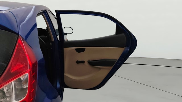 View Hyundai EON Image 7 Used Hyundai EON Image 7