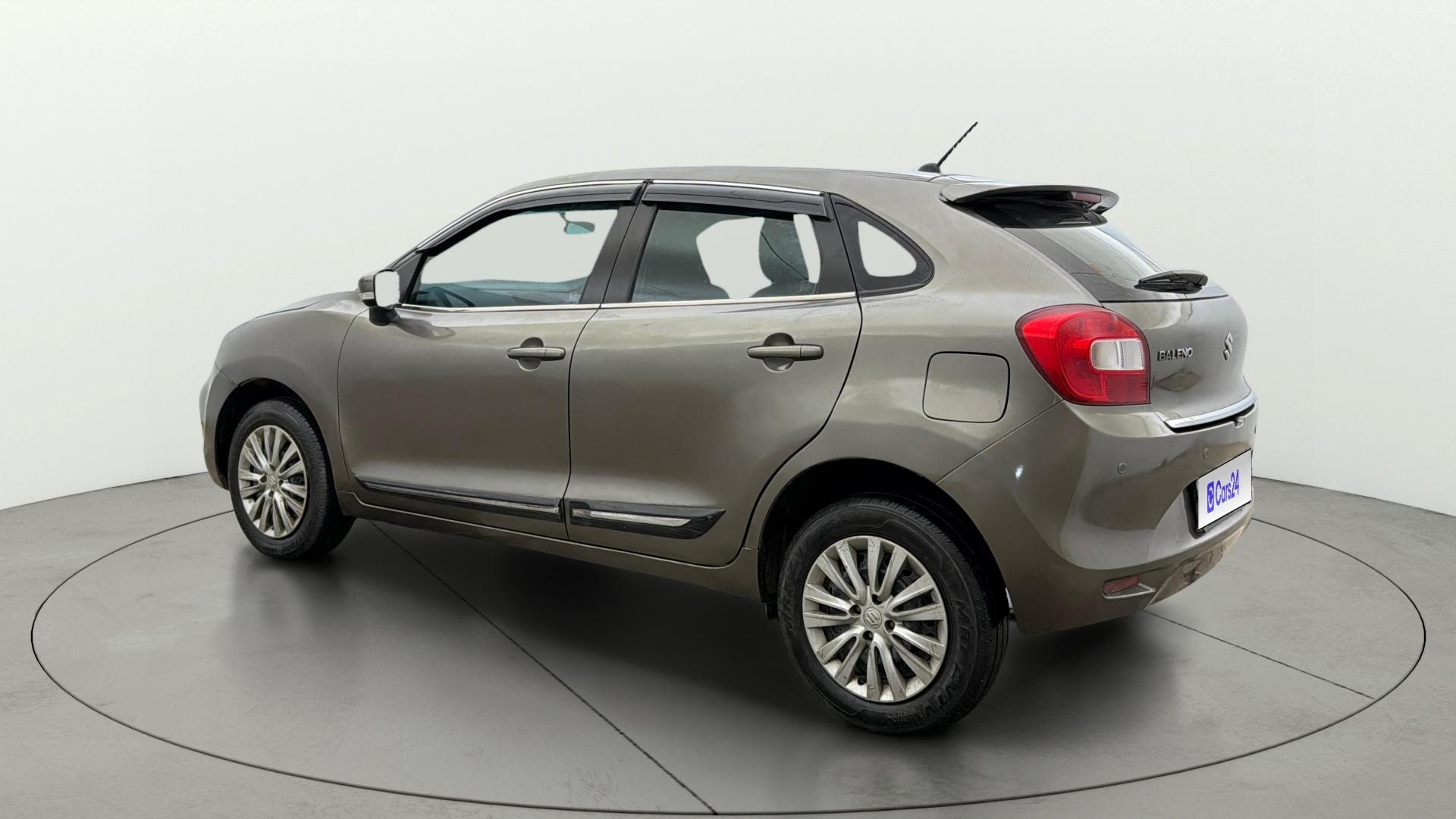 View 2020 Maruti Suzuki 1000 Base Variant Image 2 Used 2020 Maruti Suzuki 1000 Base Variant Image 2