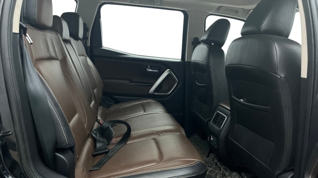 View Mahindra Scorpio-N Image 38 Used Mahindra Scorpio-N Image 38