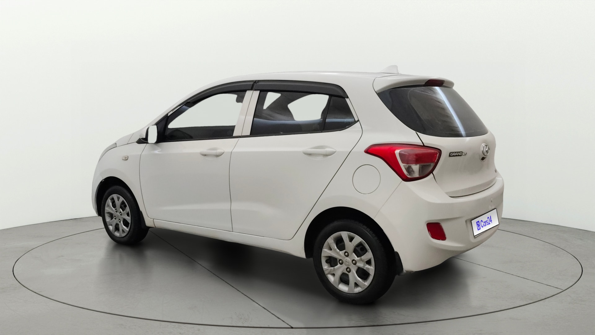 View 2016 Hyundai Grand i10 Magna 1.2 Kappa VTVT Image 2 Used 2016 Hyundai Grand i10 Magna 1.2 Kappa VTVT Image 2