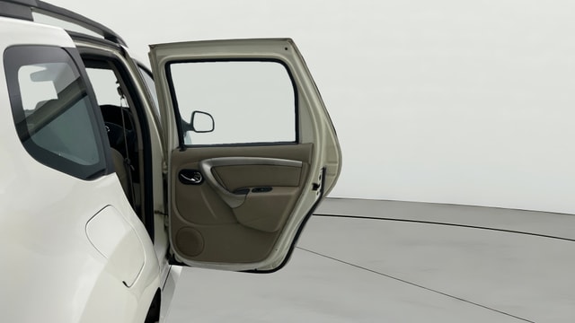 View Nissan Terrano Image 7 Used Nissan Terrano Image 7