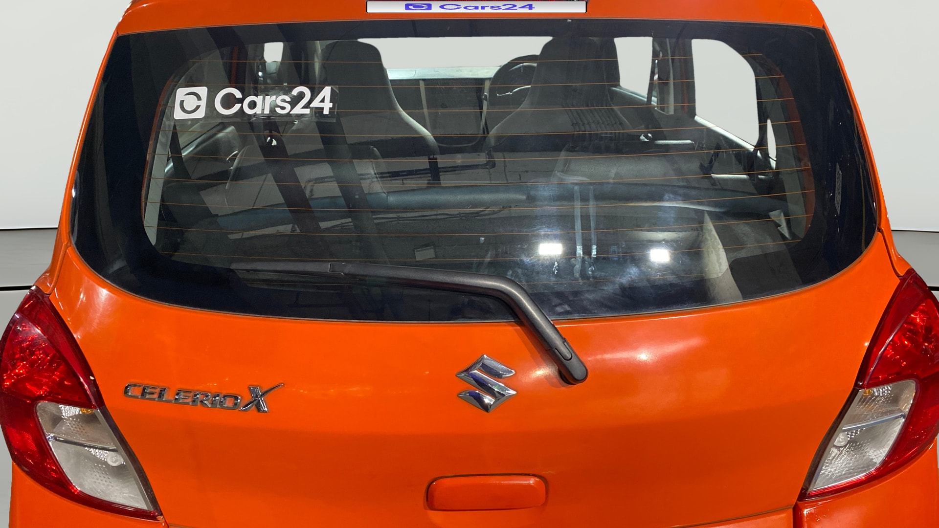 View 2019 Maruti Suzuki 1000 Base Variant Image 4 Used 2019 Maruti Suzuki 1000 Base Variant Image 4