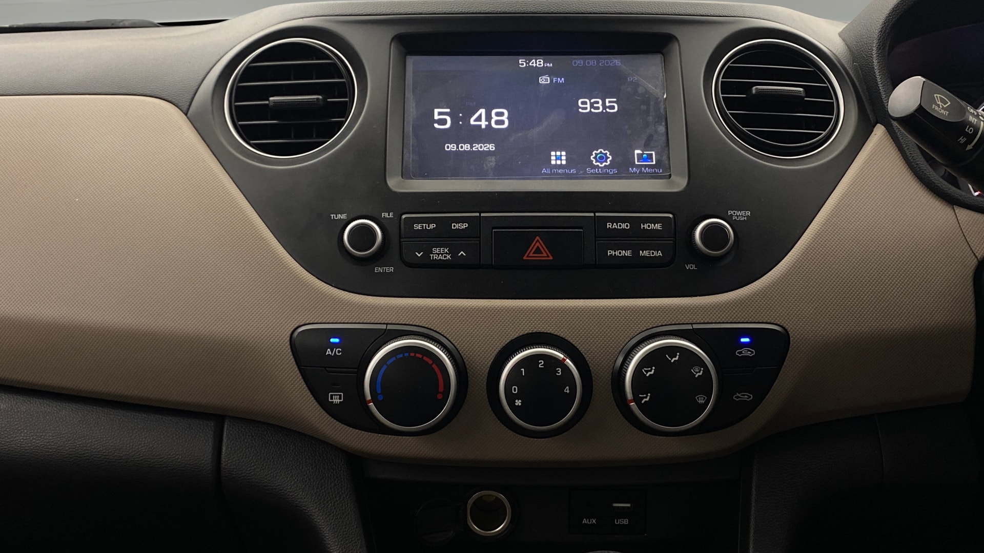 View 2019 Hyundai Grand i10 Sportz 1.2 Kappa Image 17 Used 2019 Hyundai Grand i10 Sportz 1.2 Kappa Image 17