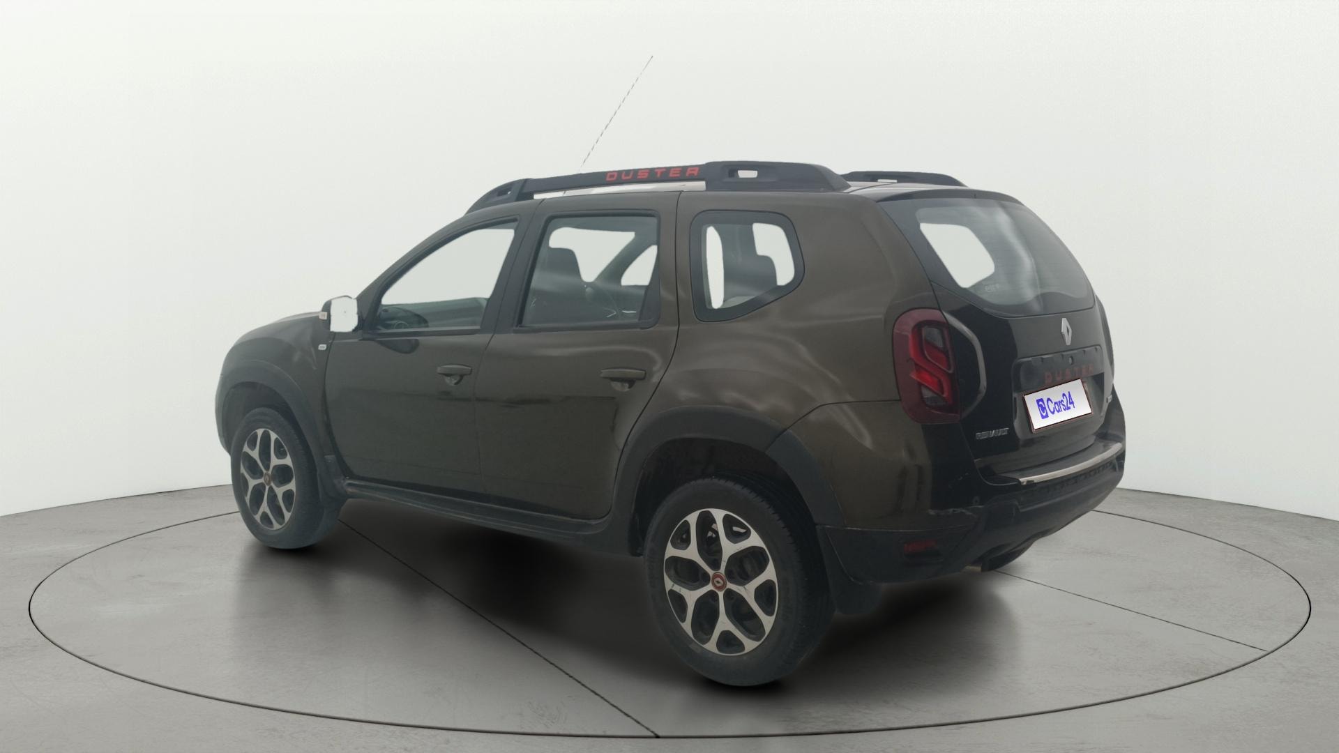 View 2020 Renault Duster 1.3L Turbo Petrol RXS Image 2 Used 2020 Renault Duster 1.3L Turbo Petrol RXS Image 2