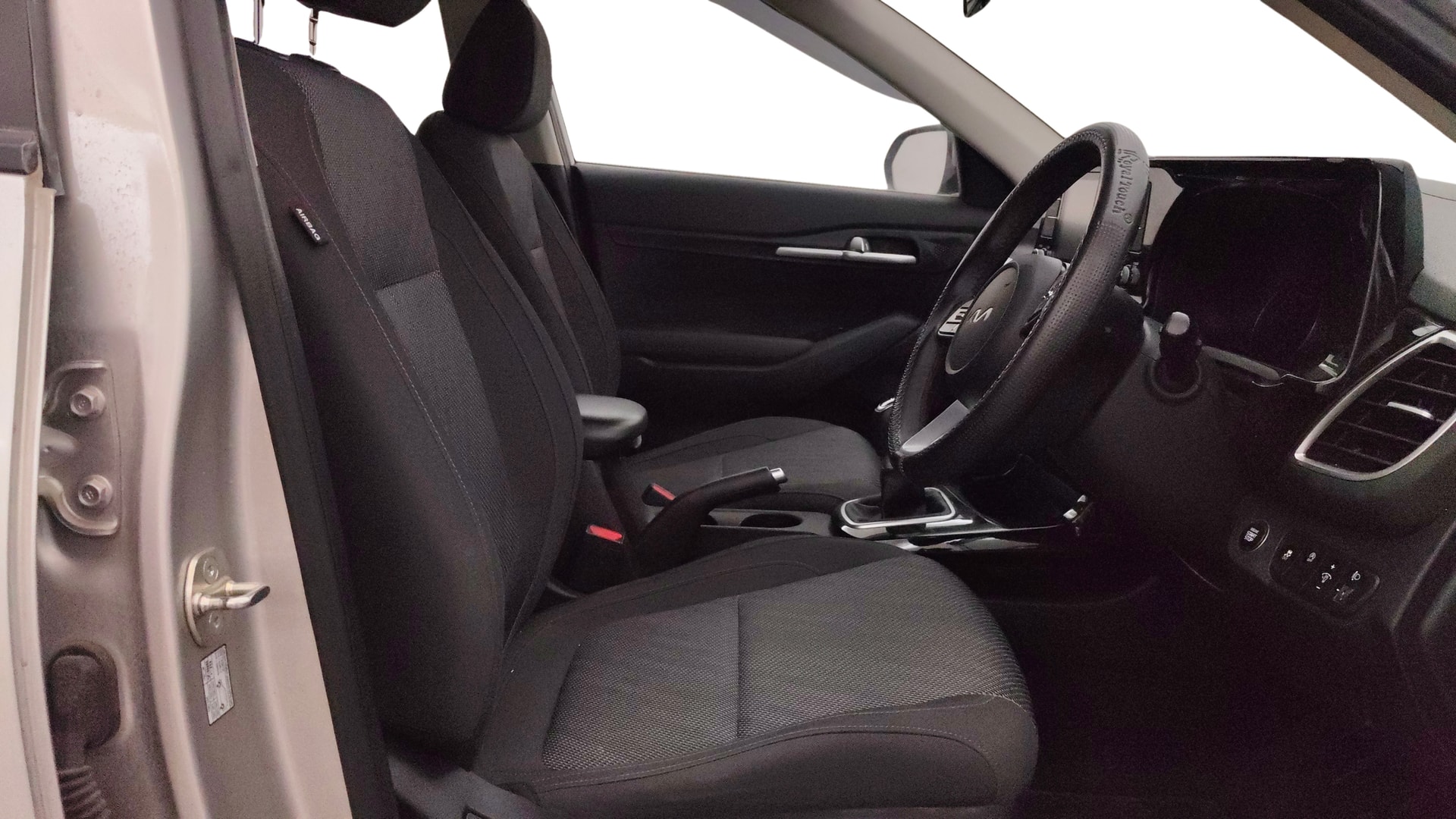 View 2023 Kia Seltos Smartstream G1.5 6MT HTK Plus Image 27 Used 2023 Kia Seltos Smartstream G1.5 6MT HTK Plus Image 27