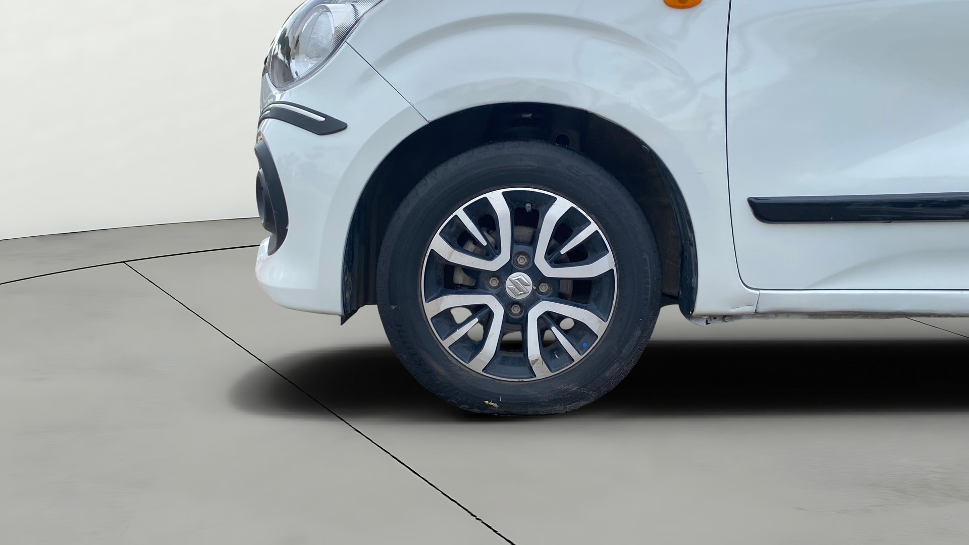 View 2023 Maruti Suzuki 1000 Base Variant Image 27 Used 2023 Maruti Suzuki 1000 Base Variant Image 27