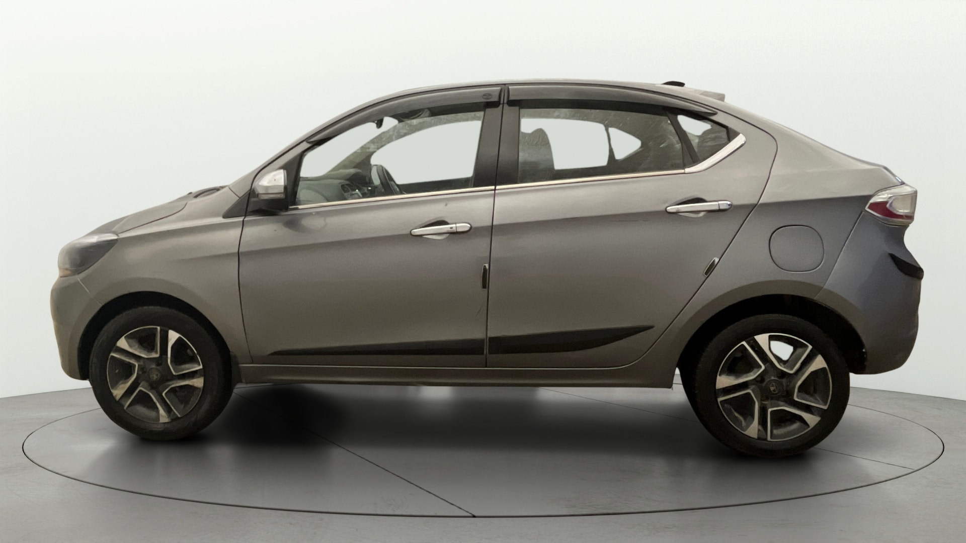 View 2019 Tata Tigor XE Diesel Image 25 Used 2019 Tata Tigor XE Diesel Image 25