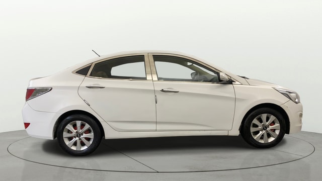 View Hyundai Fluidic Verna Image 26 Used Hyundai Fluidic Verna Image 26
