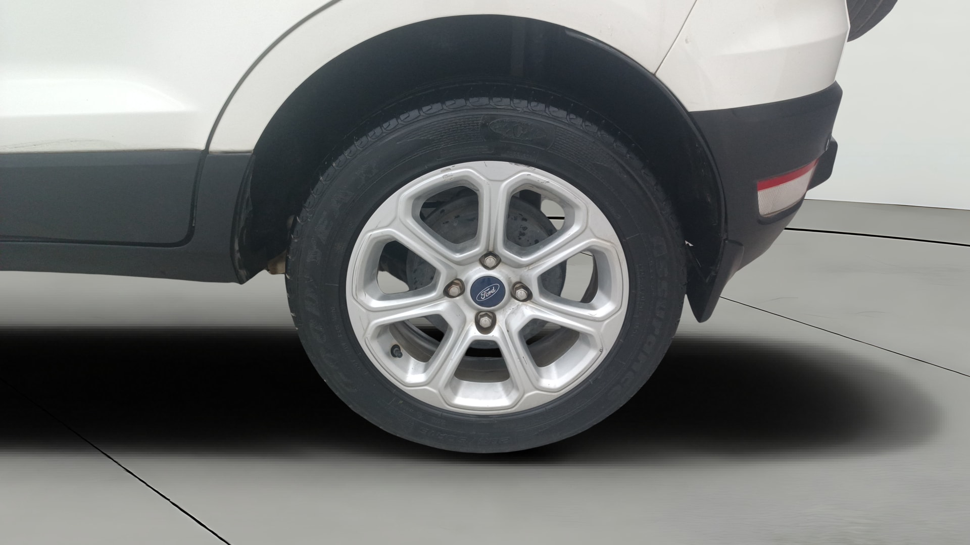 View 2020 Ford EcoSport 1.5 TDCi Diesel Ambiente BS IV Image 7 Used 2020 Ford EcoSport 1.5 TDCi Diesel Ambiente BS IV Image 7