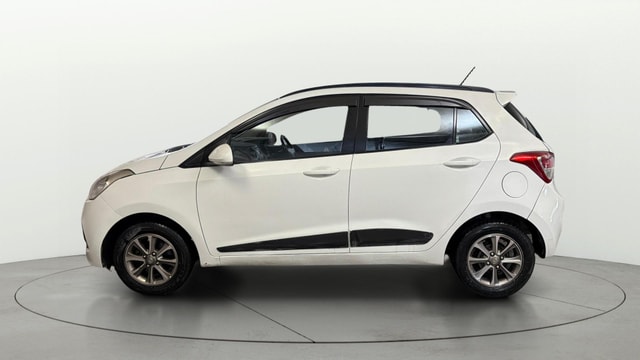 View Hyundai Grand i10 Image 24 Used Hyundai Grand i10 Image 24