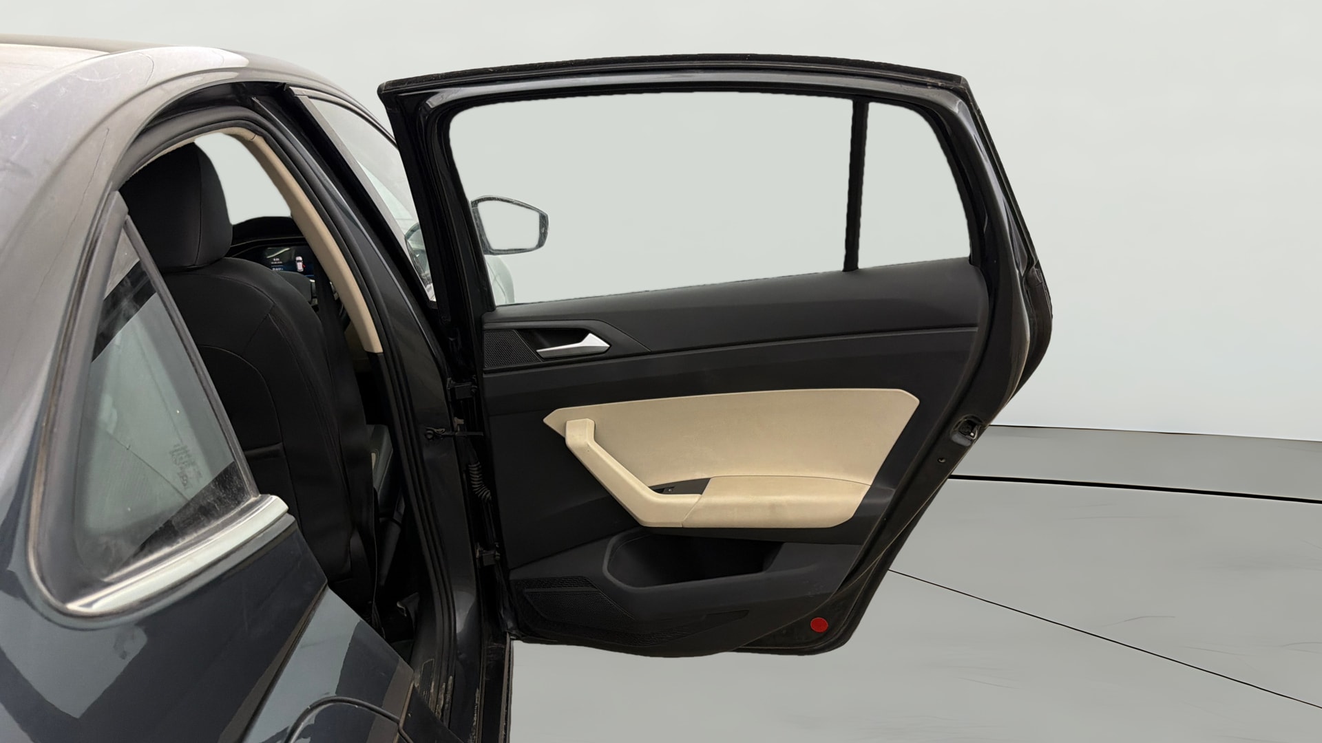 View 2023 Volkswagen Virtus Topline 1.0 TSI MT Image 6 Used 2023 Volkswagen Virtus Topline 1.0 TSI MT Image 6