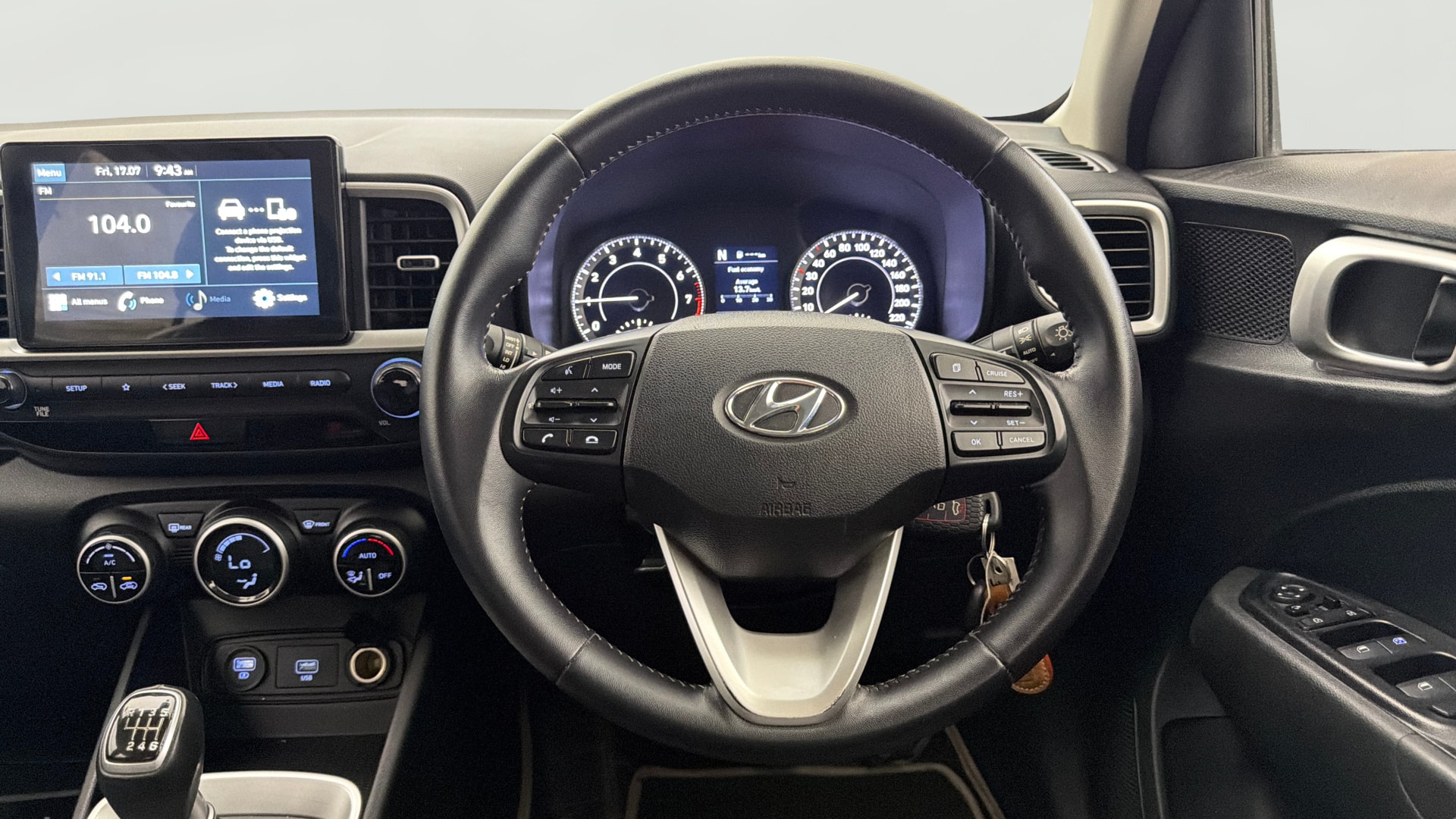 View 2020 Hyundai Venue SX 1.0 iMT Petrol Image 21 Used 2020 Hyundai Venue SX 1.0 iMT Petrol Image 21