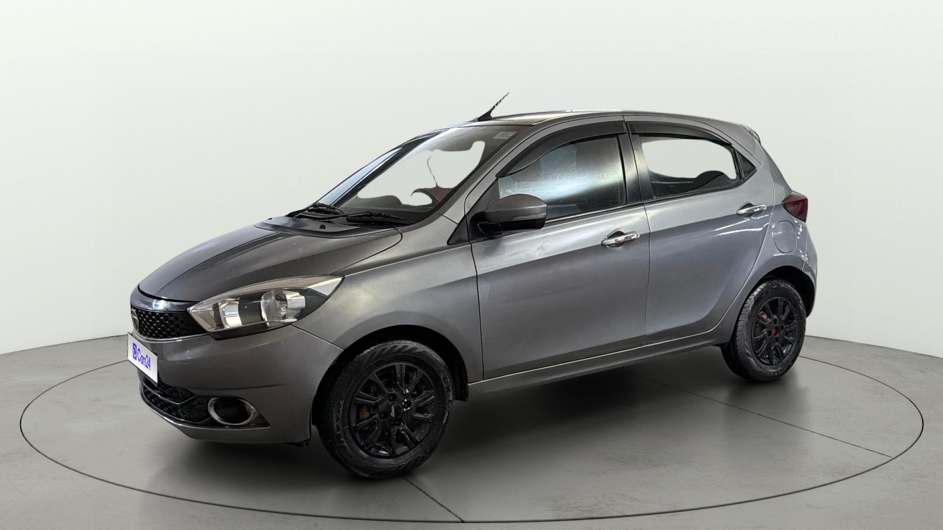View 2019 Tata Tigor XE Diesel Image 35 Used 2019 Tata Tigor XE Diesel Image 35