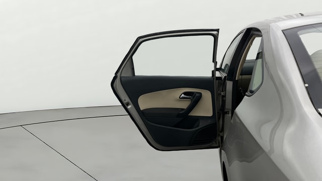 View Skoda Rapid Image 22 Used Skoda Rapid Image 22