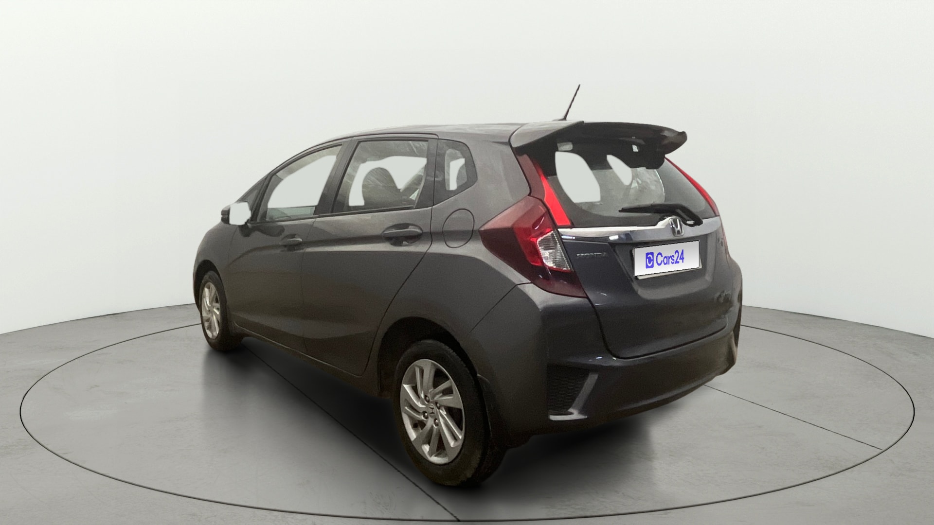 View 2018 Honda Jazz E MT Diesel Image 2 Used 2018 Honda Jazz E MT Diesel Image 2
