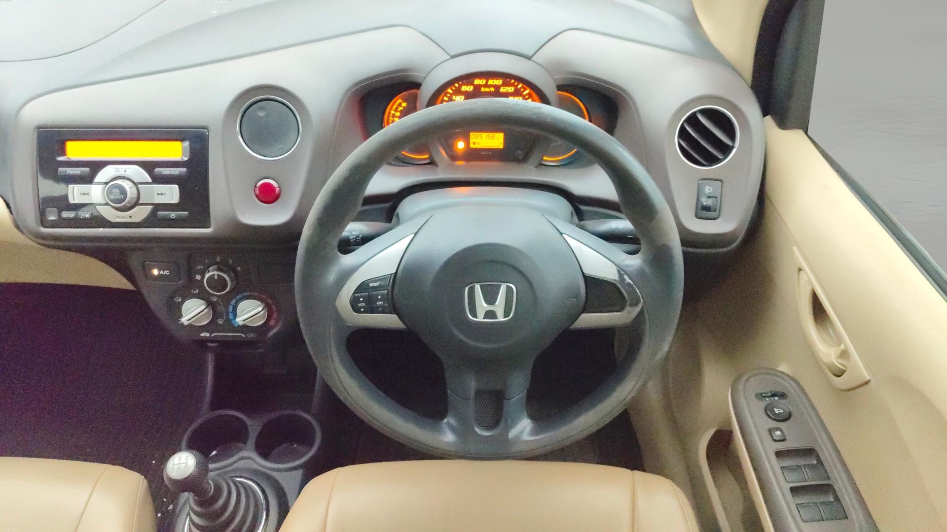 View 2013 Honda Amaze E MT Petrol BS IV Image 20 Used 2013 Honda Amaze E MT Petrol BS IV Image 20