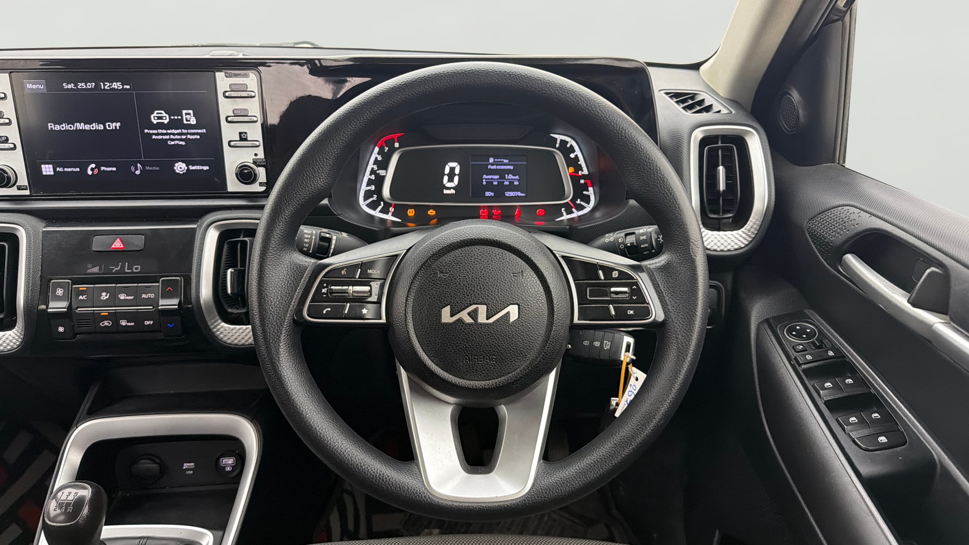View 2022 Kia Sonet HTK Plus Petrol Image 20 Used 2022 Kia Sonet HTK Plus Petrol Image 20