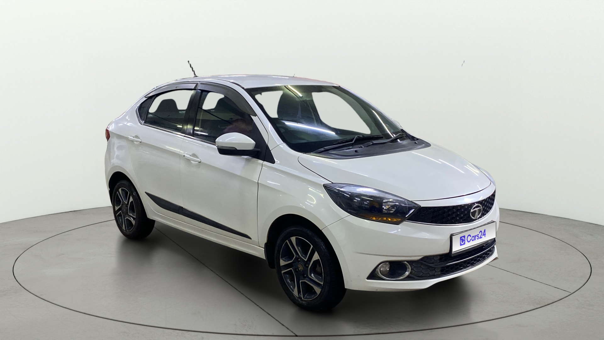 View 2017 Tata Tigor XZ (O) Petrol Image 36 Used 2017 Tata Tigor XZ (O) Petrol Image 36
