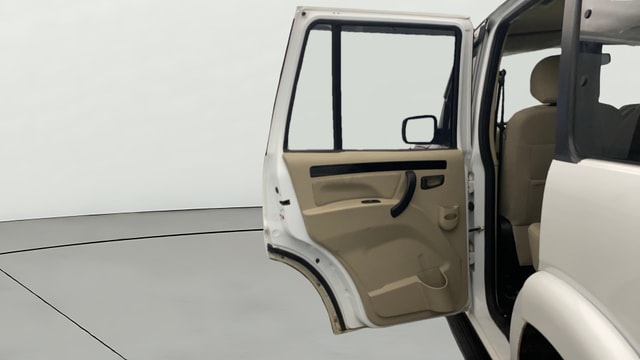 View Mahindra Jeep Image 23 Used Mahindra Jeep Image 23