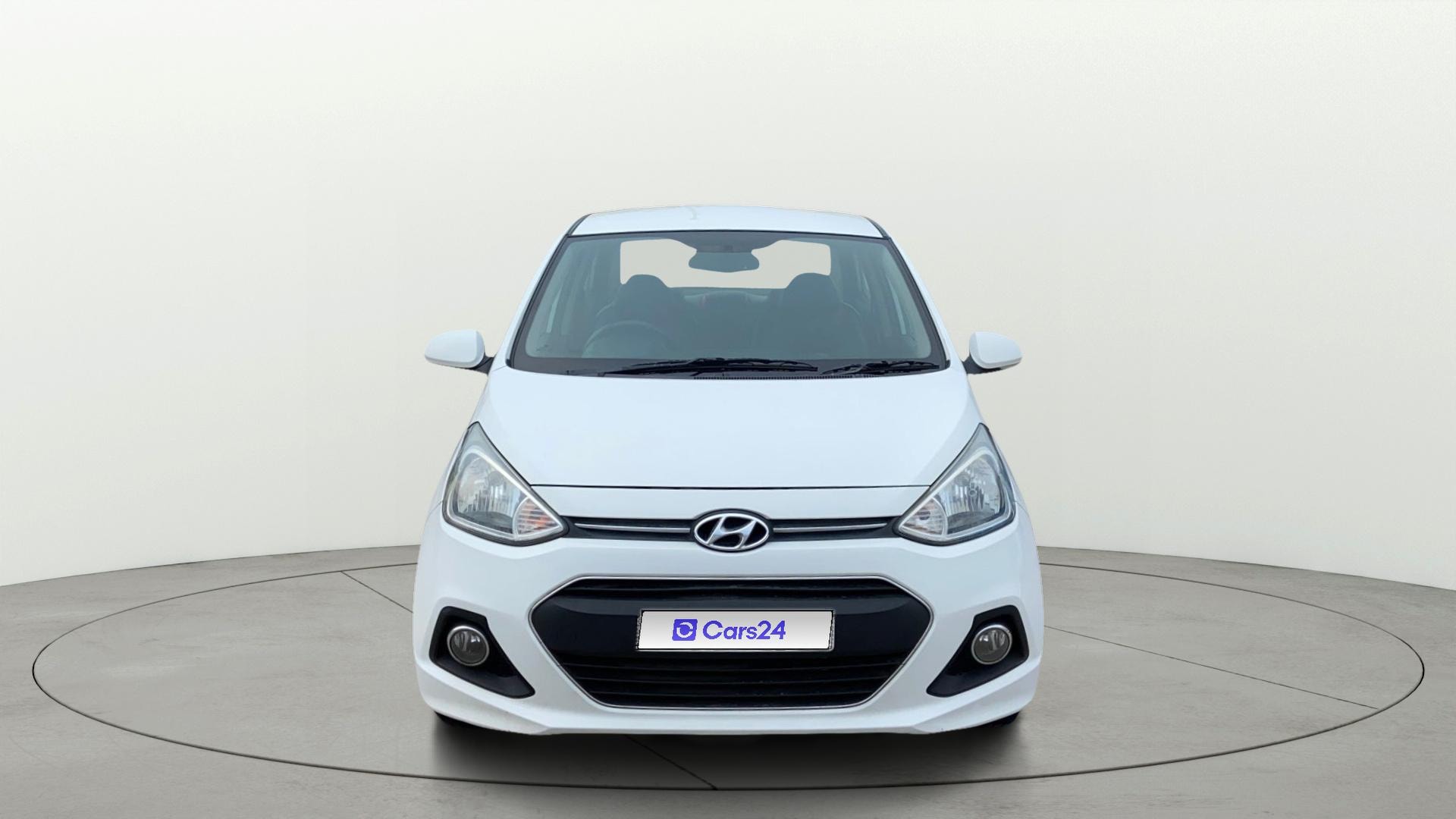 View 2016 Hyundai Xcent SX Diesel Image 1 Used 2016 Hyundai Xcent SX Diesel Image 1