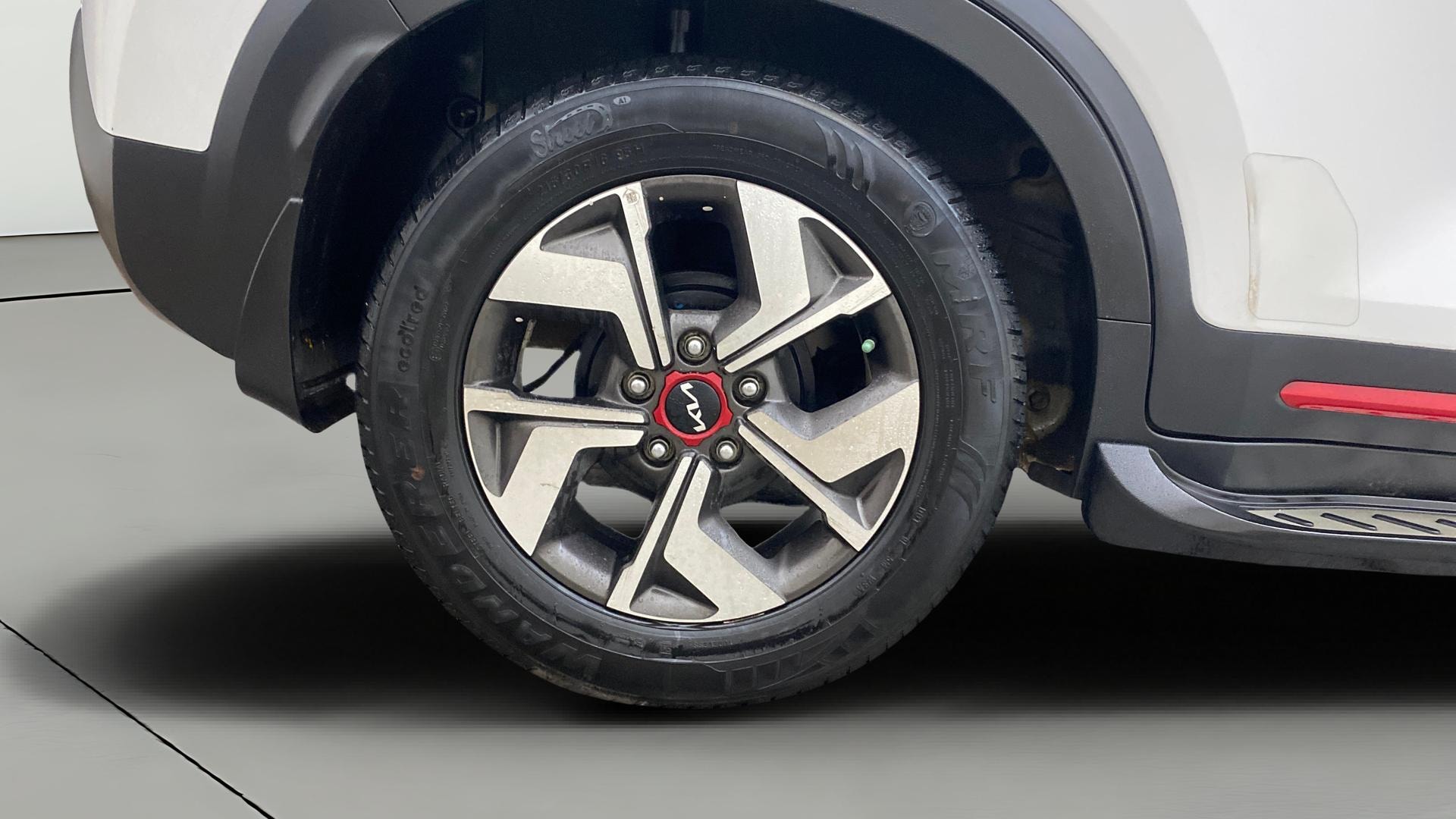 View 2023 Kia Sonet GTX Plus AT Diesel Image 34 Used 2023 Kia Sonet GTX Plus AT Diesel Image 34