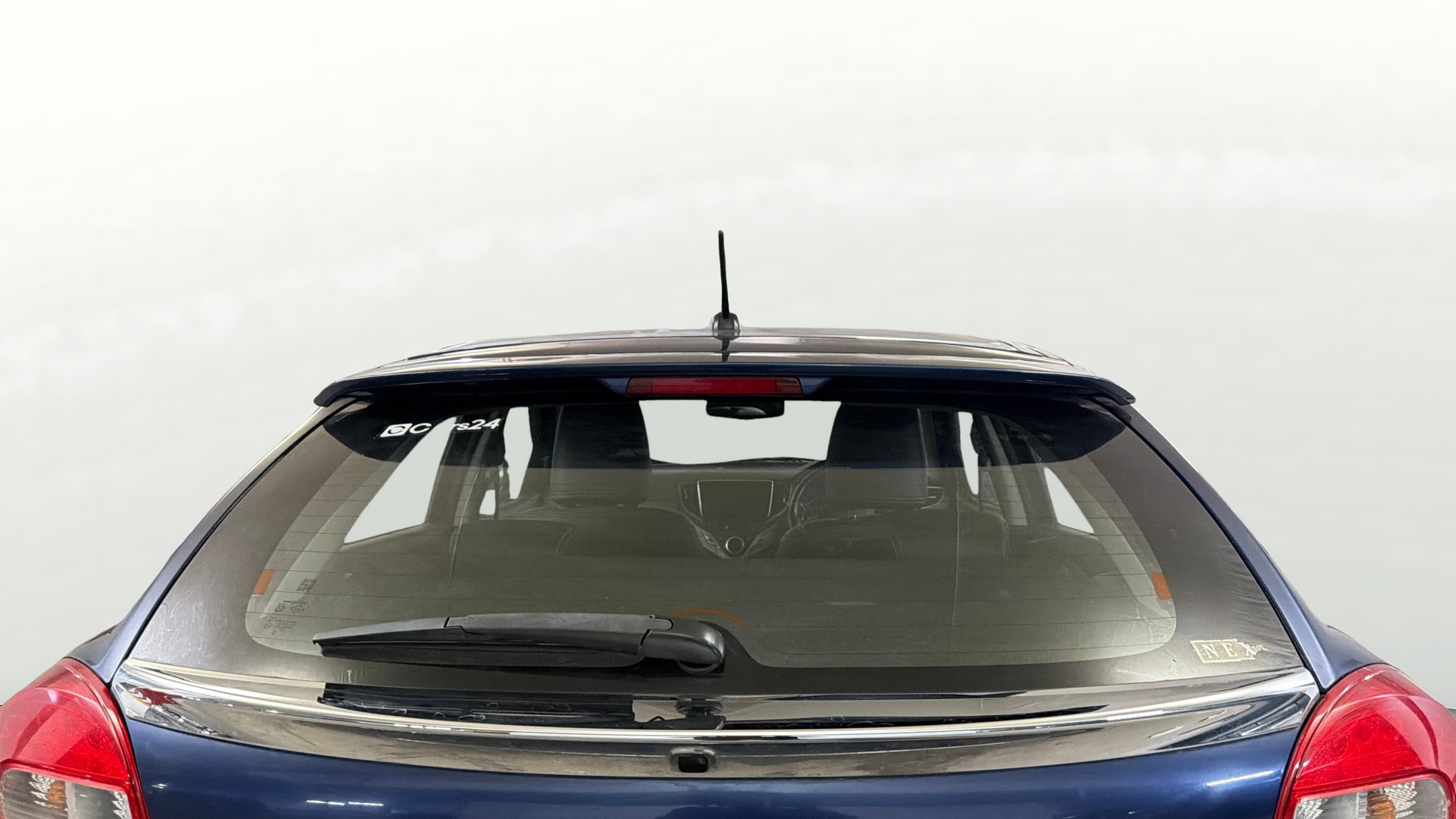 View 2020 Maruti Suzuki 1000 Base Variant Image 4 Used 2020 Maruti Suzuki 1000 Base Variant Image 4