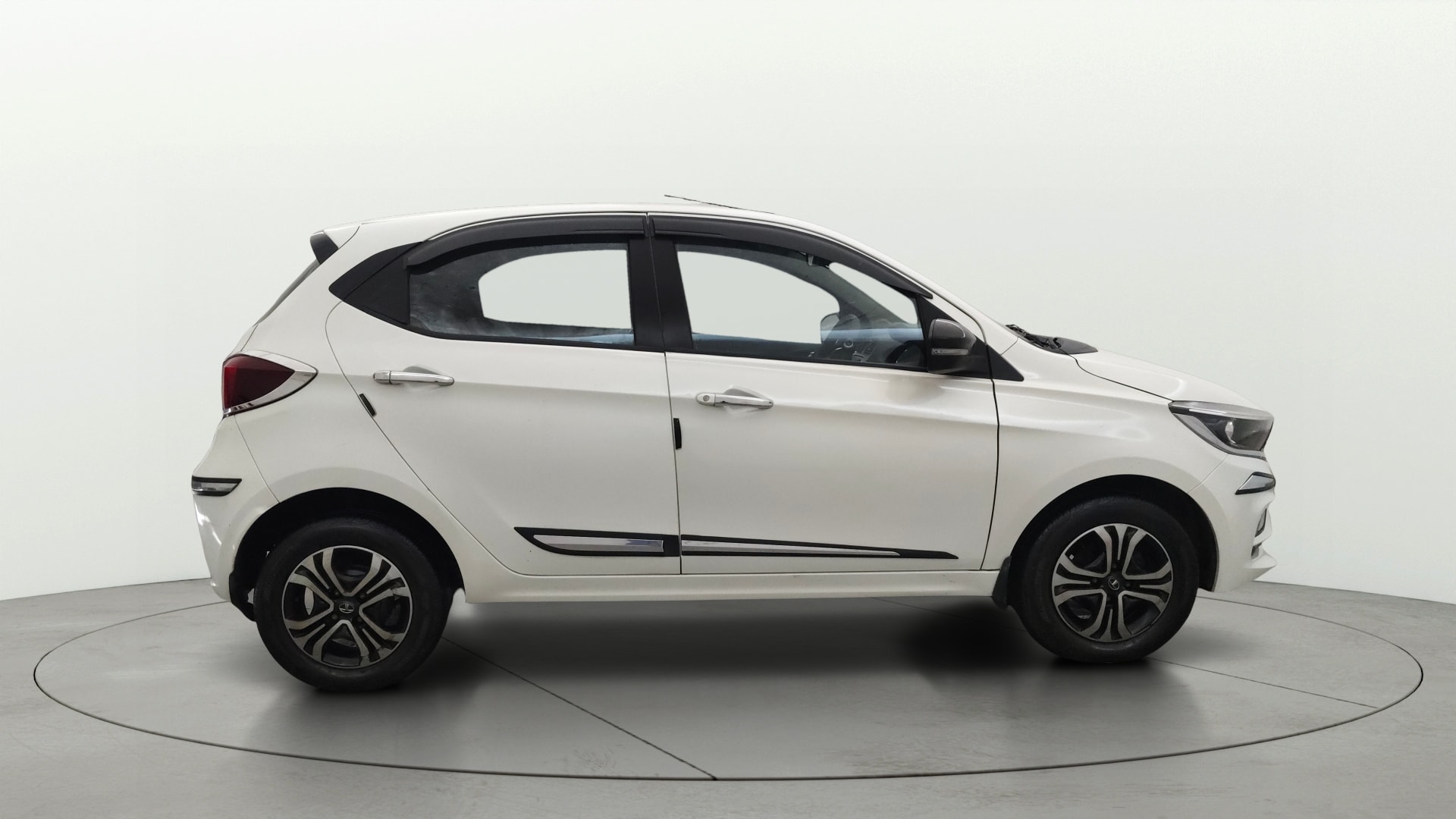 Used 2022 Tata Tiago Used 2022 Tata Tiago