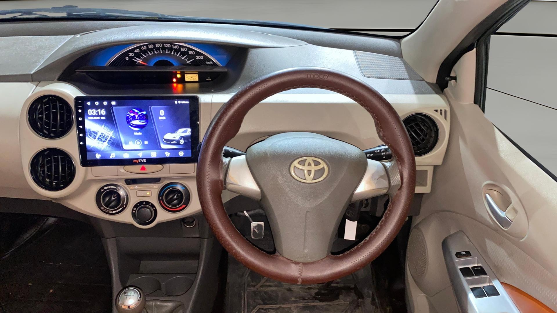 View 2013 Toyota Etios Liva GD Image 20 Used 2013 Toyota Etios Liva GD Image 20