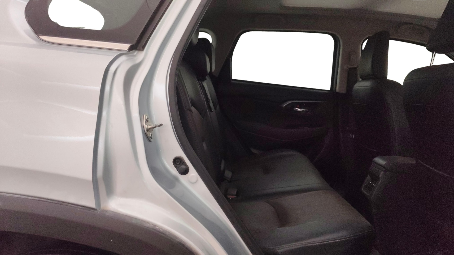 View 2023 Toyota Urban Cruiser Hyryder V e-Drive 2WD HYBRID Image 31 Used 2023 Toyota Urban Cruiser Hyryder V e-Drive 2WD HYBRID Image 31