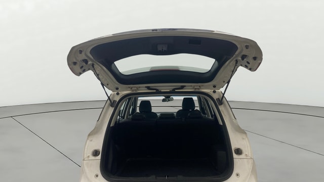 View MG Hector Image 38 Used MG Hector Image 38