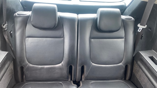 View Kia Carens Image 13 Used Kia Carens Image 13