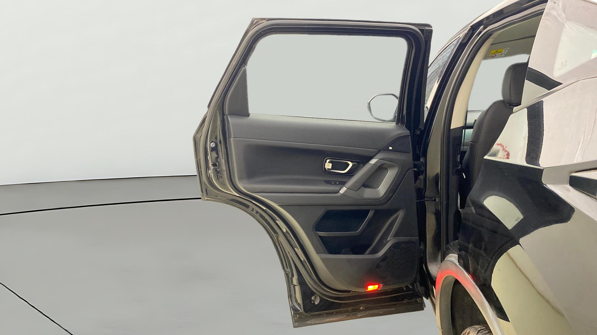 View 2019 Tata Harrier XE Image 23 Used 2019 Tata Harrier XE Image 23