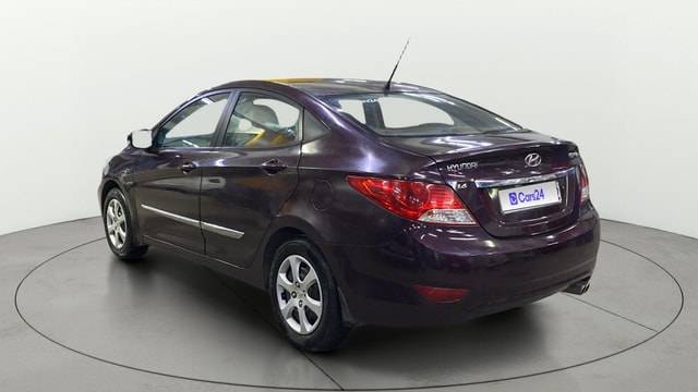 View Hyundai Fluidic Verna Image 2 Used Hyundai Fluidic Verna Image 2