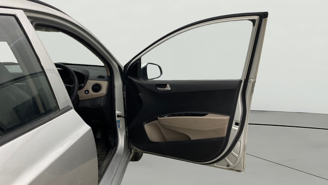 View Hyundai Grand i10 Image 44 Used Hyundai Grand i10 Image 44
