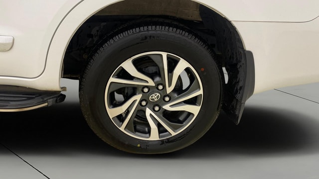 View Toyota Innova Crysta Image 11 Used Toyota Innova Crysta Image 11