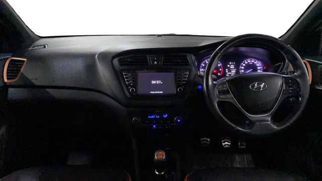 View Hyundai i20 Active Image 16 Used Hyundai i20 Active Image 16