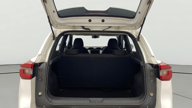 View Nissan Magnite Image 37 Used Nissan Magnite Image 37