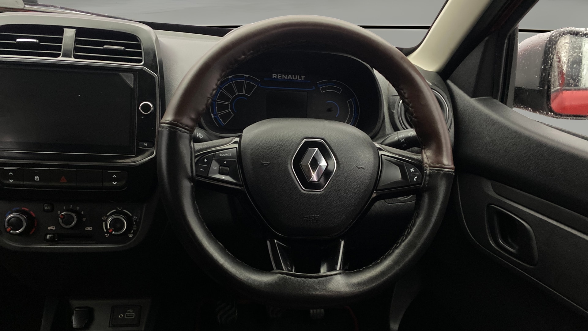 View 2024 Renault Kwid RXT 1.0 Image 20 Used 2024 Renault Kwid RXT 1.0 Image 20