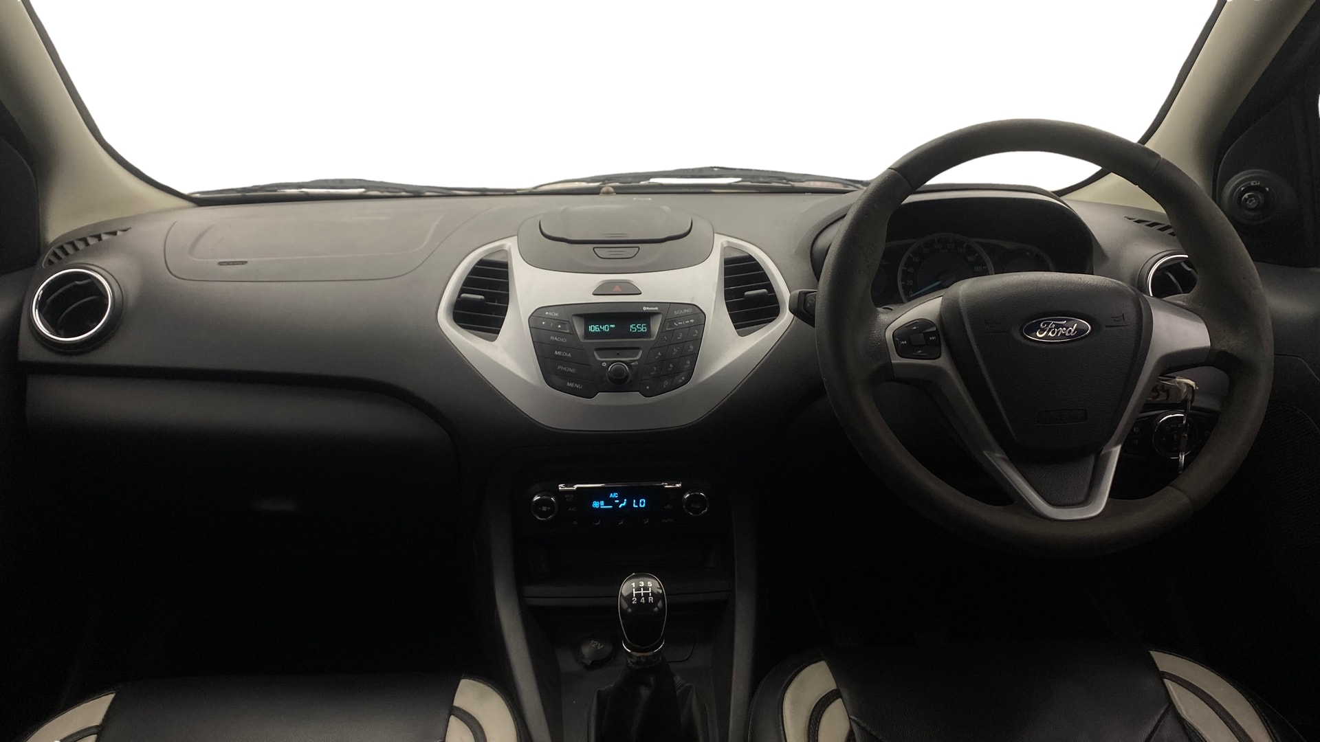 View 2017 Ford Figo Aspire 1.2P Ambiente MT BS IV Image 15 Used 2017 Ford Figo Aspire 1.2P Ambiente MT BS IV Image 15