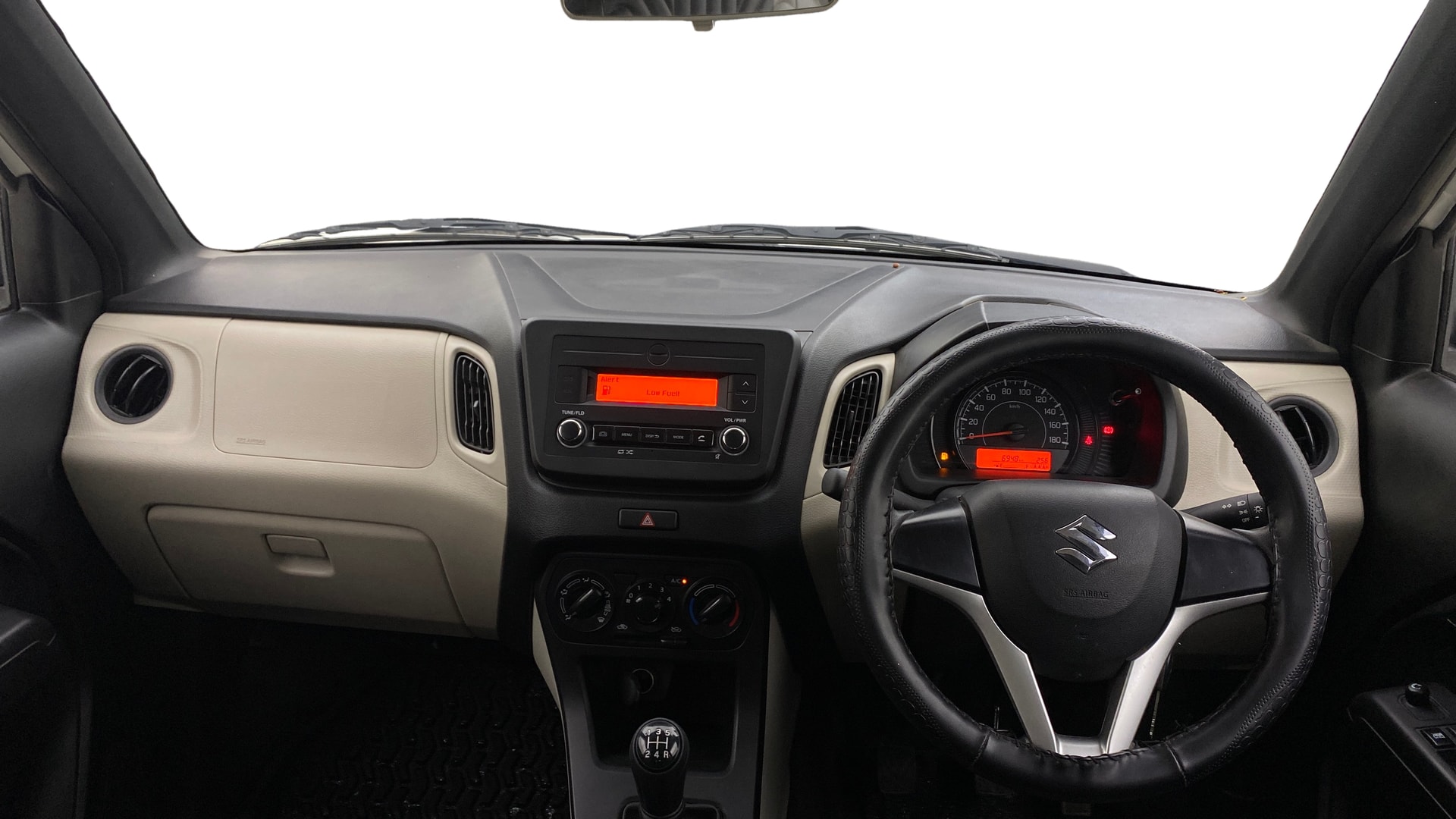 View 2025 Maruti Suzuki 1000 Base Variant Image 15 Used 2025 Maruti Suzuki 1000 Base Variant Image 15