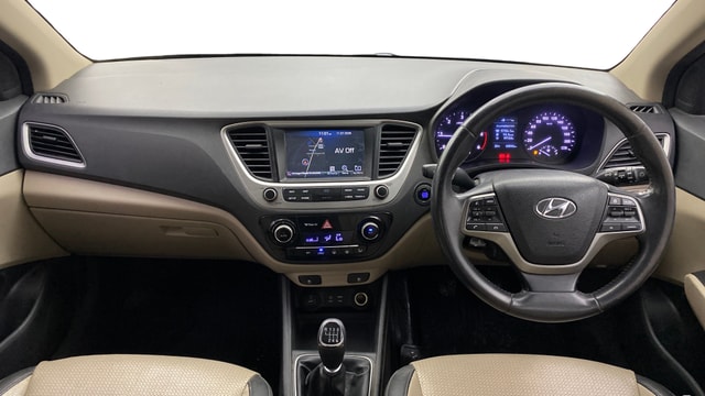 View Hyundai Verna Image 30 Used Hyundai Verna Image 30